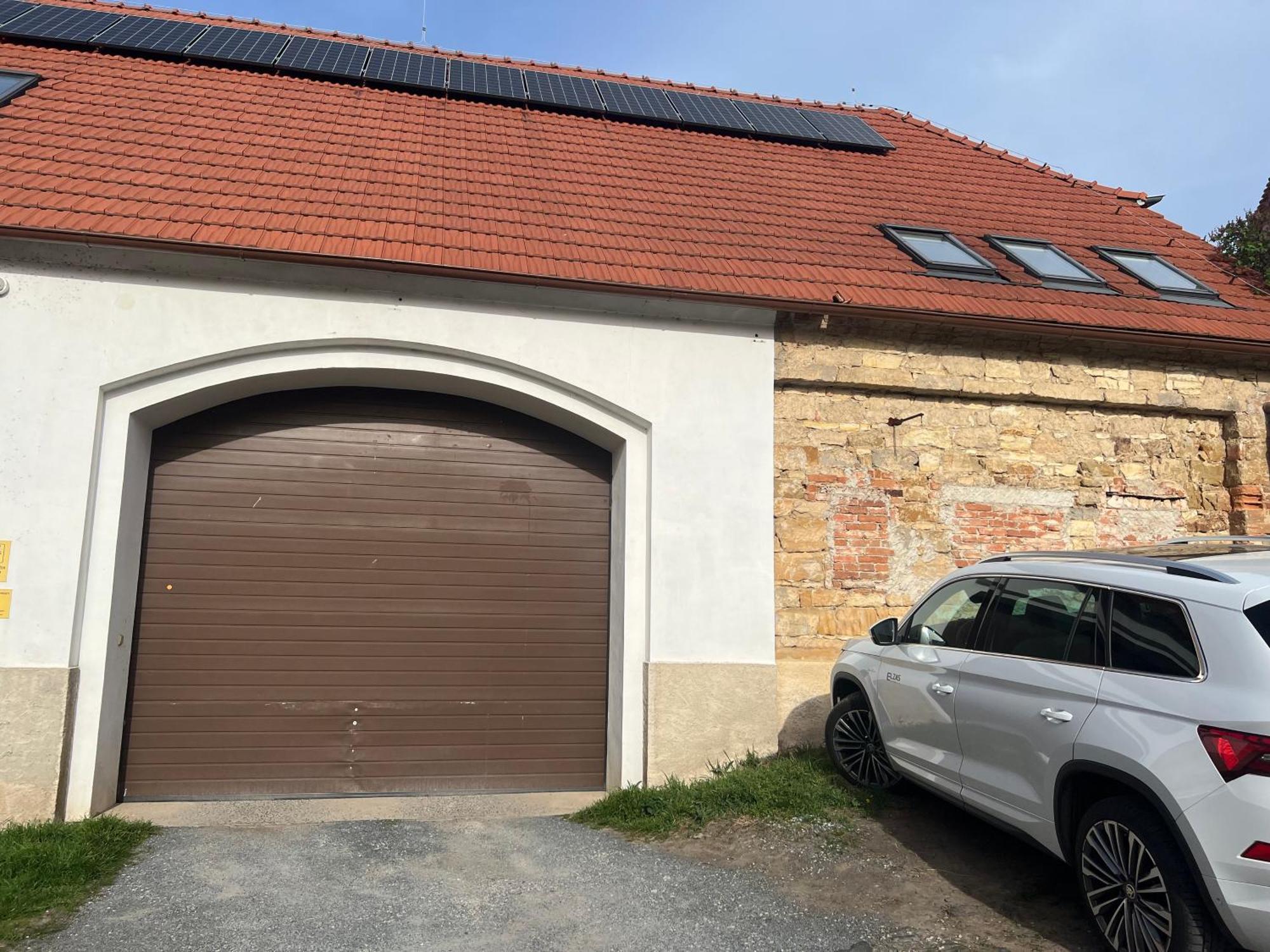 Ubytovani 1Kk Ve Zlonicich Slany Exterior photo